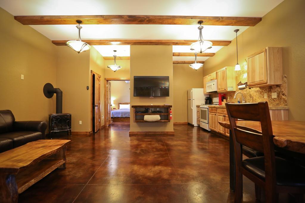 Baycrest Lodge Homer Ngoại thất bức ảnh
